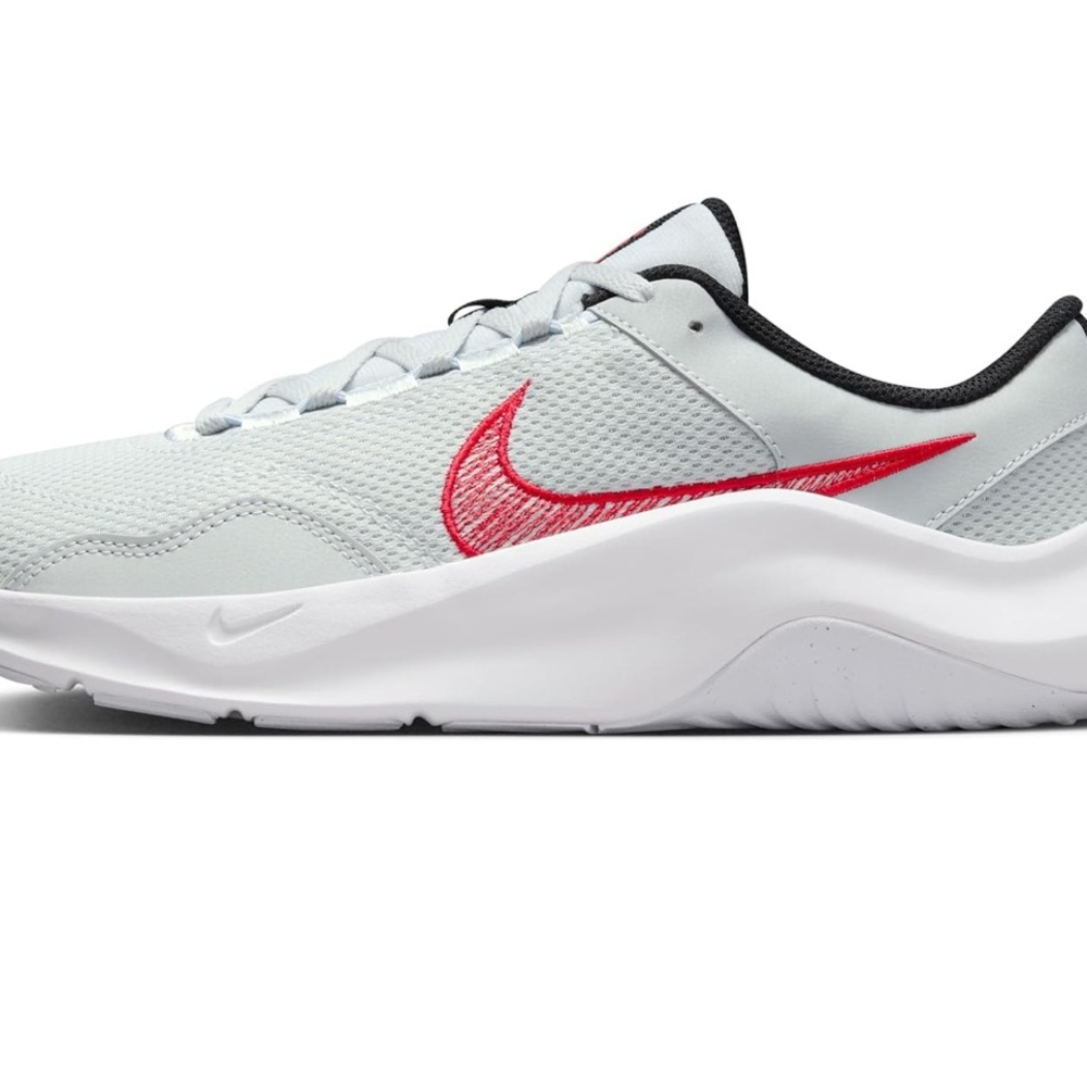 Nike Legend Essential 3 NN Runnimg Shoe Mens size 8